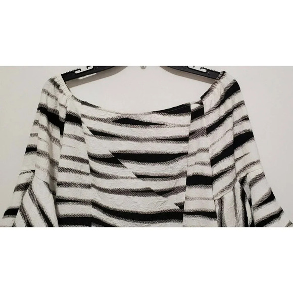 Alberto Makali Black White Abstract Off Shoulders - Picture 5 of 8